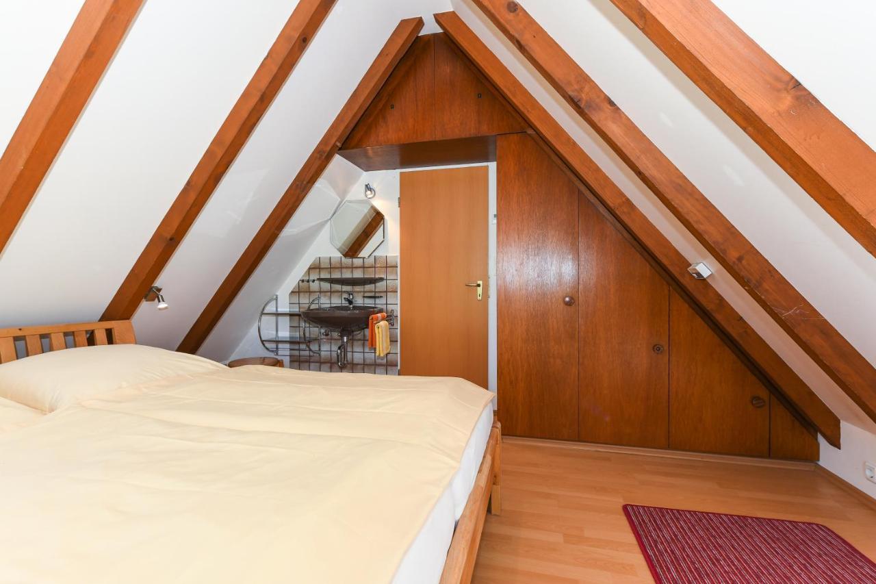 Hus Achtern Diek Bensersiel Bagian luar foto